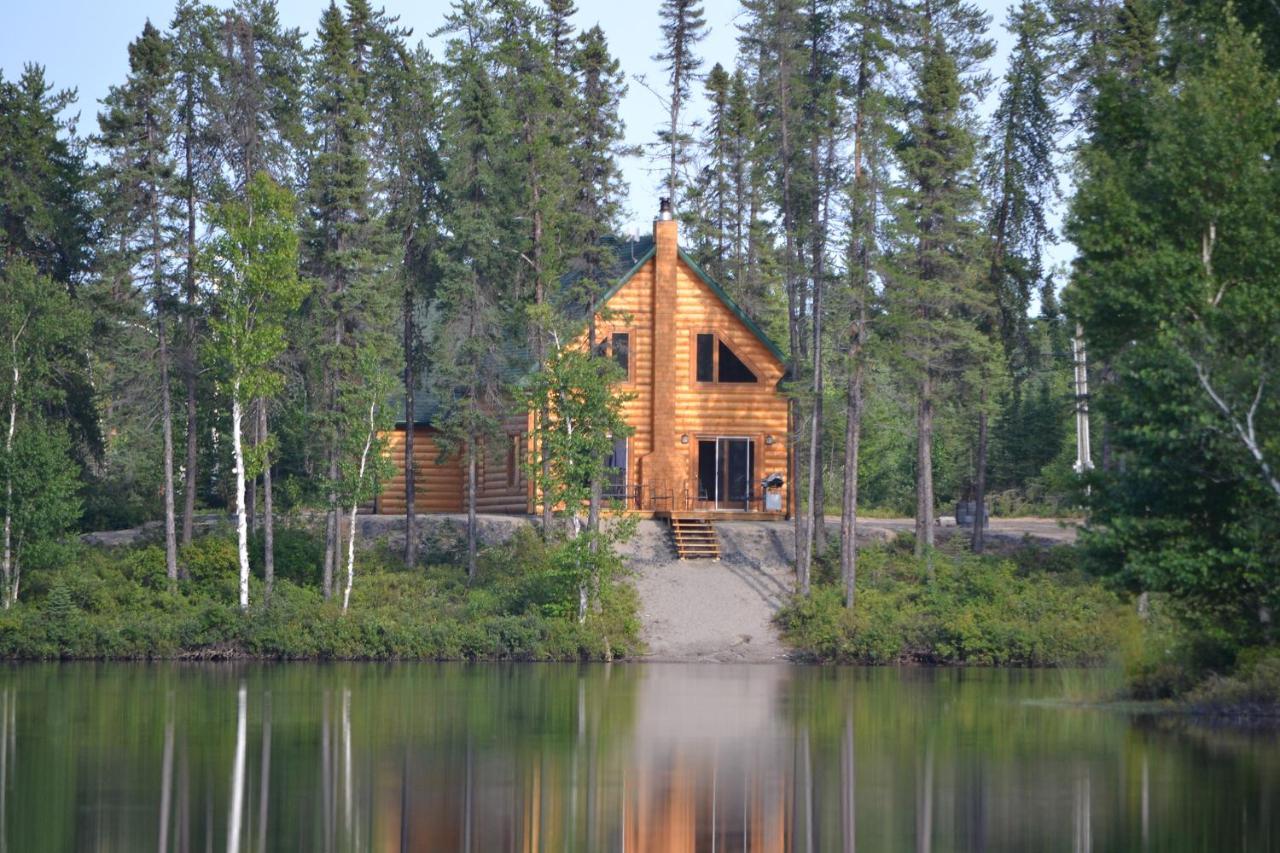Les Chalets Du Lac Serein Saint Ludger de Milot エクステリア 写真